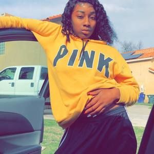 Meet your Posher, Brittany